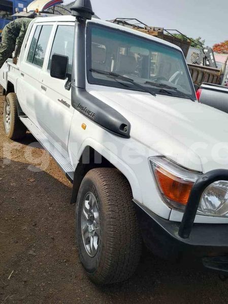 Big with watermark toyota land cruiser conakry conakry 9140