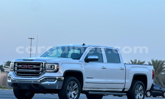 Buy Used GMC Sierra Silver Car in Conakry in Conakry Buy Used GMC Sierra Silver Car in Conakry in Conakry