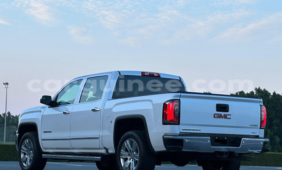 Buy Used GMC Sierra Silver Car in Conakry in Conakry Buy Used GMC Sierra Silver Car in Conakry in Conakry