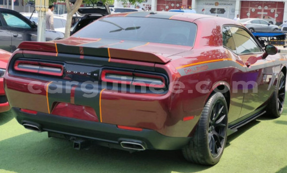 Buy Used Dodge Challenger Red Car in Conakry in Conakry Buy Used Dodge Challenger Red Car in Conakry in Conakry