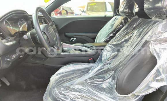 Buy Used Dodge Challenger Red Car in Conakry in Conakry Buy Used Dodge Challenger Red Car in Conakry in Conakry