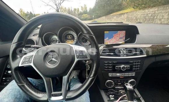 Acheter Occasion Voiture Mercedes Viano Blanc à Conakry, Conakry Acheter Occasion Voiture Mercedes Viano Blanc à Conakry, Conakry