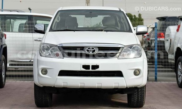 Buy Import Toyota Fortuner White Car in Import - Dubai in Conakry Buy Import Toyota Fortuner White Car in Import - Dubai in Conakry