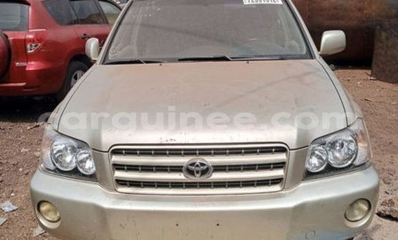 Acheter Occasion Voiture Toyota Highlander Beige à Conakry, Conakry Acheter Occasion Voiture Toyota Highlander Beige à Conakry, Conakry