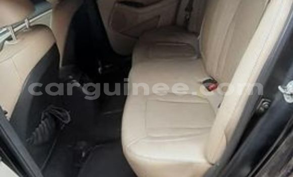 Buy Used Kia Optima Black Car in Conakry in Conakry Buy Used Kia Optima Black Car in Conakry in Conakry