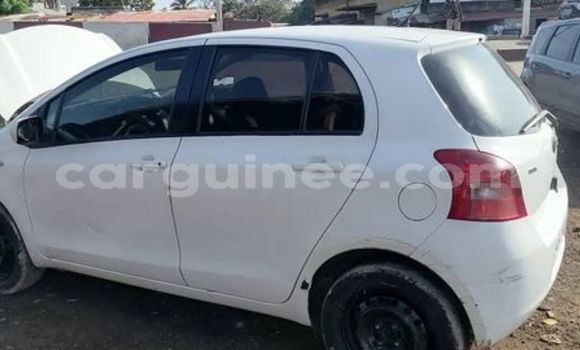 Buy Used Toyota Yaris White Car in Conakry in Conakry Buy Used Toyota Yaris White Car in Conakry in Conakry