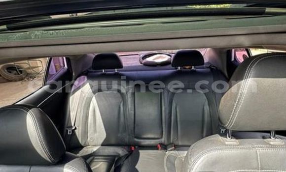 Buy Used Kia K5 White Car in Conakry in Conakry Buy Used Kia K5 White Car in Conakry in Conakry