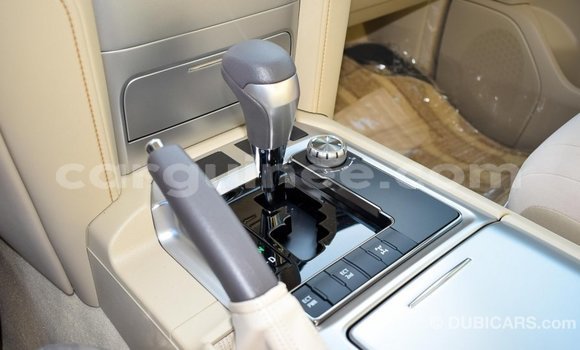 Buy Import Toyota Land Cruiser Black Car in Import - Dubai in Conakry Buy Import Toyota Land Cruiser Black Car in Import - Dubai in Conakry