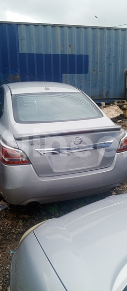 Big with watermark nissan altima conakry conakry 9221