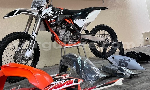 Buy Used KTM 250 Beige Bike in Conakry in Conakry Buy Used KTM 250 Beige Bike in Conakry in Conakry