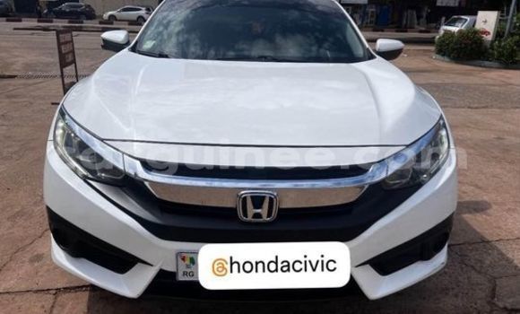 Buy Used Honda Civic White Car in Conakry in Conakry Buy Used Honda Civic White Car in Conakry in Conakry