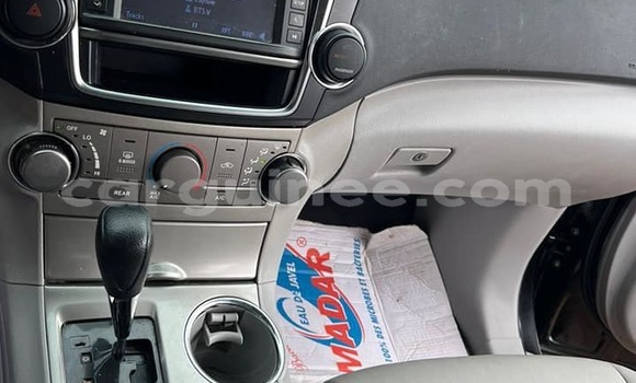 Buy Used Toyota Highlander Black Car in Conakry in Conakry Buy Used Toyota Highlander Black Car in Conakry in Conakry