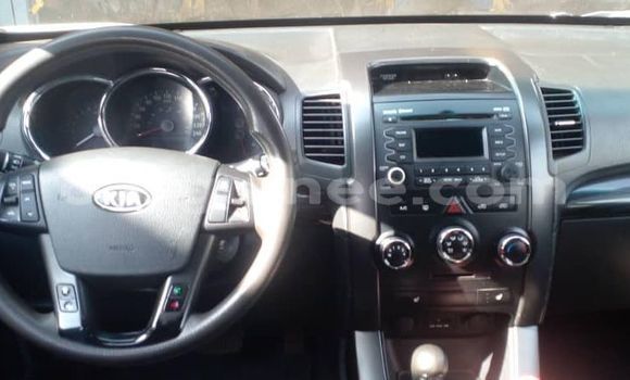 Buy Used Kia Sorento White Car in Conakry in Conakry Buy Used Kia Sorento White Car in Conakry in Conakry