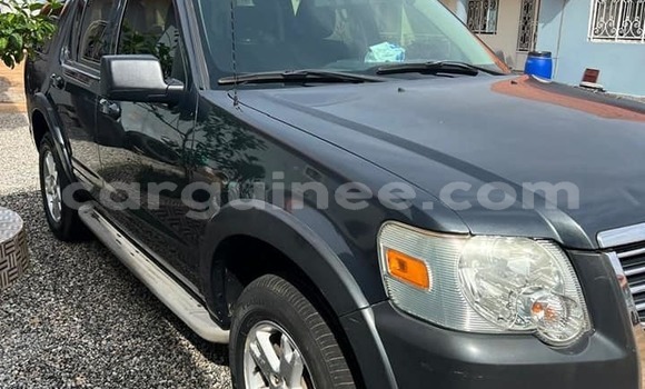Acheter Occasion Voiture Ford Explorer Noir à Conakry, Conakry Acheter Occasion Voiture Ford Explorer Noir à Conakry, Conakry