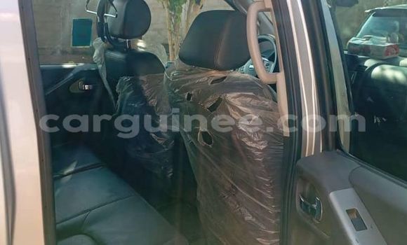Buy Used Nissan Navara Other Car in Conakry in Conakry Buy Used Nissan Navara Other Car in Conakry in Conakry