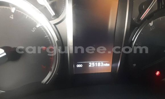Buy Used Toyota 4Runner White Car in Conakry in Conakry Buy Used Toyota 4Runner White Car in Conakry in Conakry