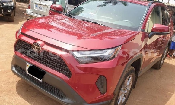 Acheter Occasion Voiture Toyota RAV4 Rouge à Conakry, Conakry Acheter Occasion Voiture Toyota RAV4 Rouge à Conakry, Conakry