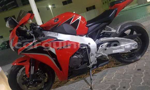 Acheter Occasion Moto Honda CBR 1000 RR Rouge à Conakry, Conakry Acheter Occasion Moto Honda CBR 1000 RR Rouge à Conakry, Conakry