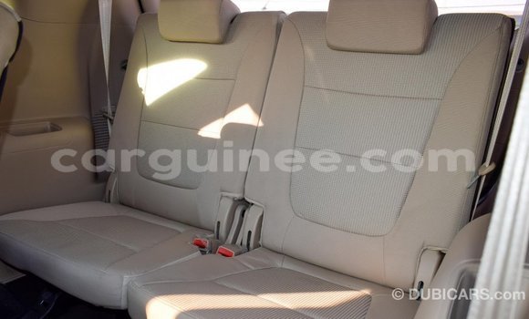 Buy Import Kia Sorento White Car in Import - Dubai in Conakry Buy Import Kia Sorento White Car in Import - Dubai in Conakry