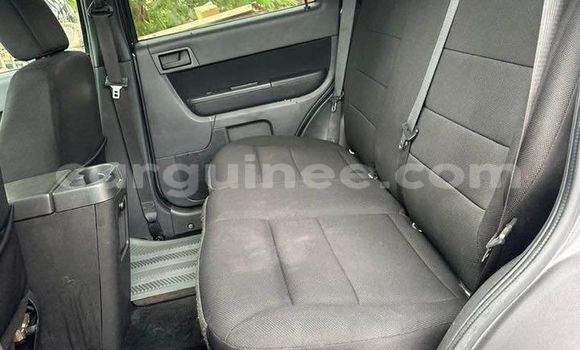 Acheter Occasion Voiture Ford Escape Noir à Conakry, Conakry Acheter Occasion Voiture Ford Escape Noir à Conakry, Conakry