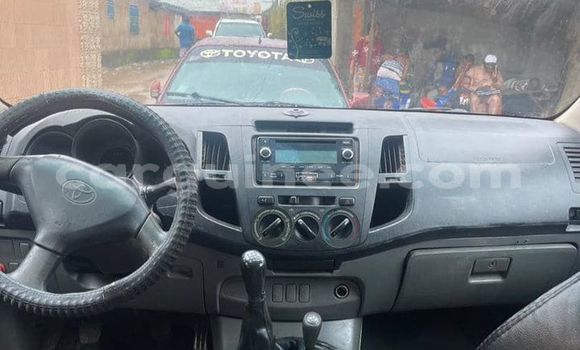 Buy Used Toyota Hilux White Car in Conakry in Conakry Buy Used Toyota Hilux White Car in Conakry in Conakry