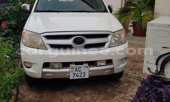 Acheter Occasion Voiture Toyota Hilux Blanc à Conakry, Conakry Acheter Occasion Voiture Toyota Hilux Blanc à Conakry, Conakry