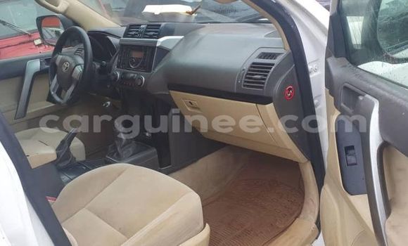 Buy Used Toyota Prado White Car in Conakry in Conakry Buy Used Toyota Prado White Car in Conakry in Conakry