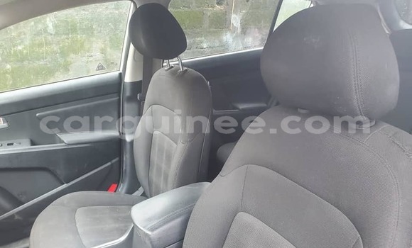 Buy Used Kia Sportage White Car in Conakry in Conakry Buy Used Kia Sportage White Car in Conakry in Conakry