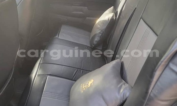 Buy Used Mitsubishi RVR Blue Car in Conakry in Conakry Buy Used Mitsubishi RVR Blue Car in Conakry in Conakry