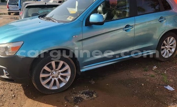 Buy Used Mitsubishi RVR Blue Car in Conakry in Conakry Buy Used Mitsubishi RVR Blue Car in Conakry in Conakry