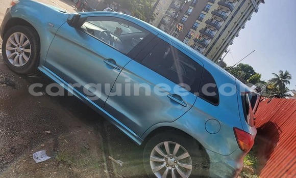 Buy Used Mitsubishi RVR Blue Car in Conakry in Conakry Buy Used Mitsubishi RVR Blue Car in Conakry in Conakry