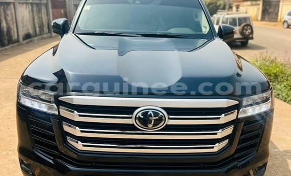 Buy Used Toyota Land Cruiser Black Car in Conakry in Conakry Buy Used Toyota Land Cruiser Black Car in Conakry in Conakry