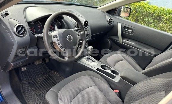 Buy Used Nissan Rogue Blue Car in Conakry in Conakry Buy Used Nissan Rogue Blue Car in Conakry in Conakry