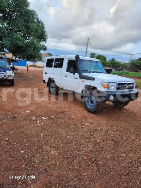 Big with watermark toyota land cruiser conakry conakry 9389