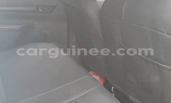 Buy Used Toyota Hilux White Car in Conakry in Conakry Buy Used Toyota Hilux White Car in Conakry in Conakry