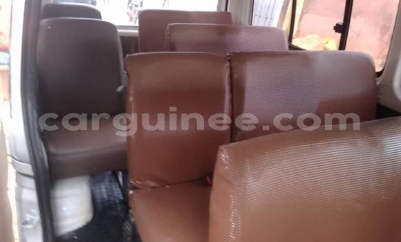 Buy Used Toyota Hiace White Car in Conakry in Conakry Buy Used Toyota Hiace White Car in Conakry in Conakry