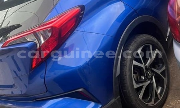 Buy Used Toyota C-HR Blue Car in Conakry in Conakry Buy Used Toyota C-HR Blue Car in Conakry in Conakry