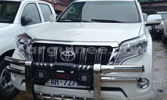 Buy Used Toyota Prado White Car in Conakry in Conakry Buy Used Toyota Prado White Car in Conakry in Conakry