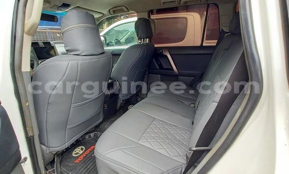 Buy Used Toyota Prado White Car in Conakry in Conakry Buy Used Toyota Prado White Car in Conakry in Conakry