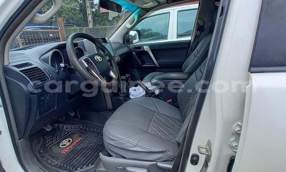 Buy Used Toyota Prado White Car in Conakry in Conakry Buy Used Toyota Prado White Car in Conakry in Conakry