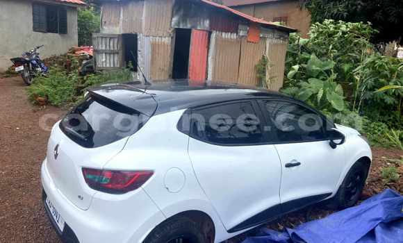 Acheter Neuf Voiture Renault 4 Blanc à Conakry, Conakry Acheter Neuf Voiture Renault 4 Blanc à Conakry, Conakry