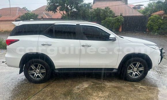 Acheter Occasion Voiture Toyota Fortuner Autre à Conakry, Conakry Acheter Occasion Voiture Toyota Fortuner Autre à Conakry, Conakry