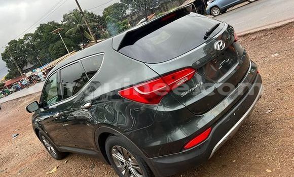 Buy Used Hyundai Santa Fe Other Car in Conakry in Conakry Buy Used Hyundai Santa Fe Other Car in Conakry in Conakry