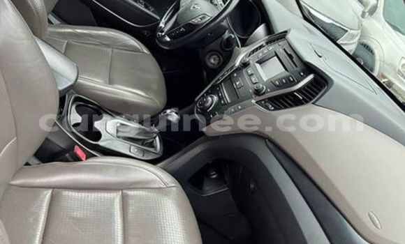 Acheter Occasion Voiture Hyundai Santa Fe Autre à Conakry, Conakry Acheter Occasion Voiture Hyundai Santa Fe Autre à Conakry, Conakry