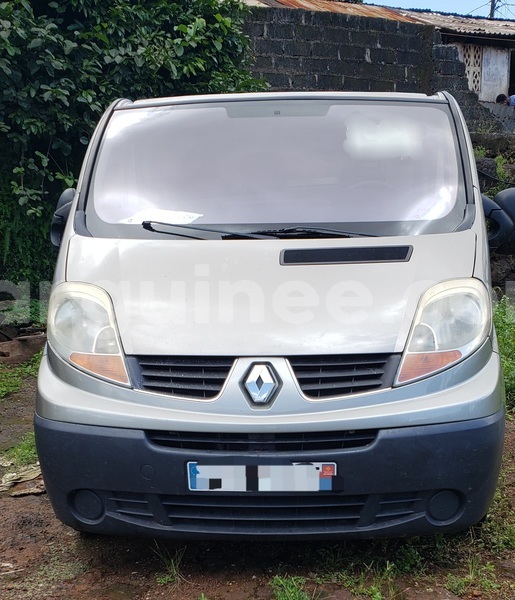 Big with watermark renault trafic conakry conakry 9466