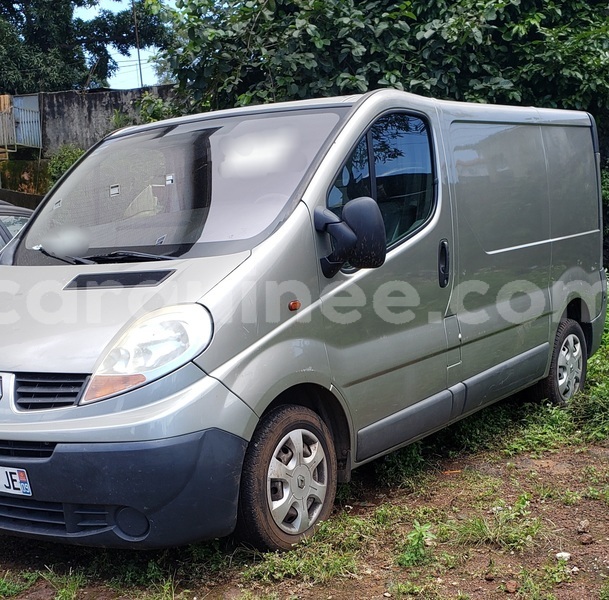 Big with watermark renault trafic conakry conakry 9466