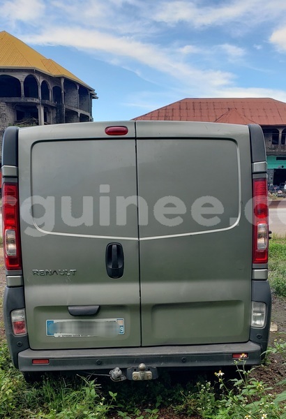 Big with watermark renault trafic conakry conakry 9466