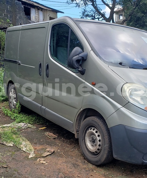 Big with watermark renault trafic conakry conakry 9466