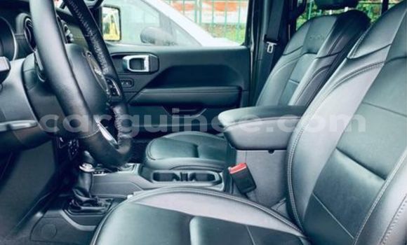 Buy Used Jeep Grand Cherokee SRT8 Other Car in Conakry in Conakry Buy Used Jeep Grand Cherokee SRT8 Other Car in Conakry in Conakry