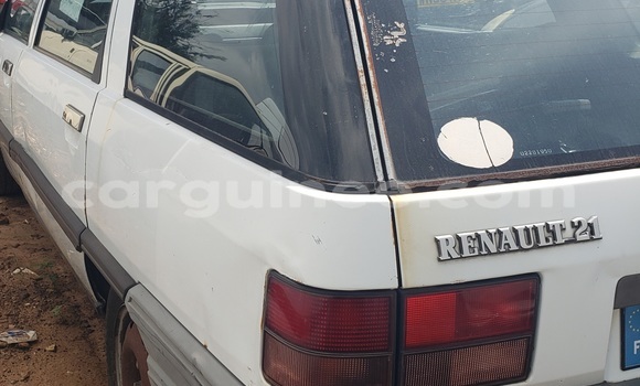 Acheter Import Utilitaire Renault Trafic Autre à Conakry, Conakry Acheter Import Utilitaire Renault Trafic Autre à Conakry, Conakry